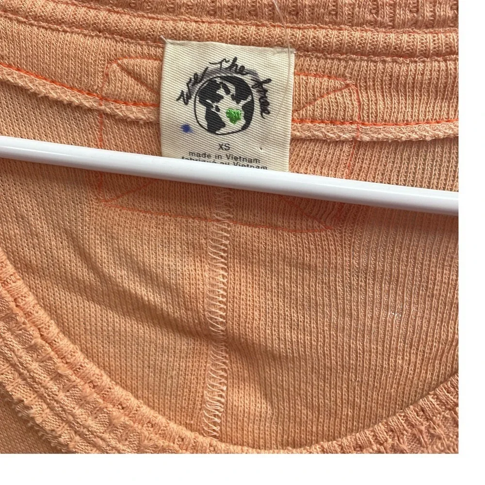 Free People Thermal Top Raw‎ Hem Long Sleeve Tunic Top Casual Comfy XS- 2 Tops - Picture 10 of 11